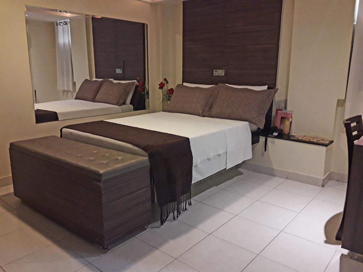 Sempre Executive Hotel 3*